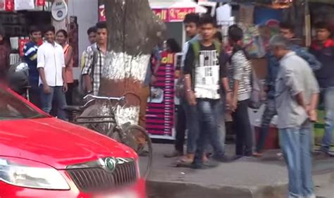 Aamir Khans Dancing Car From Pk On The Road Watch Funny Reactions To