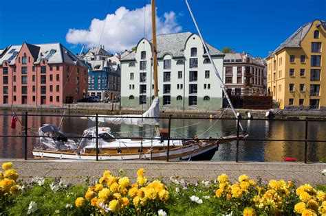 Ålesund The Ultimate Sightseeing Tour Norway Travel Guide