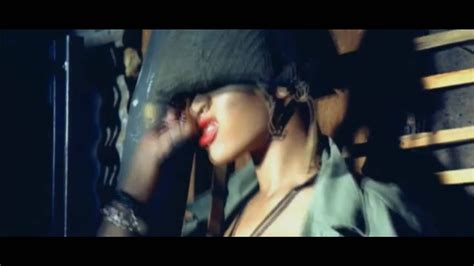 Rihanna Feat Young Jeezy Hard Official Video Previem Hd Youtube