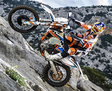 The best of both worlds: KTM 350 EXC-F 6 days 2015 - Fiche moto - MOTOPLANETE