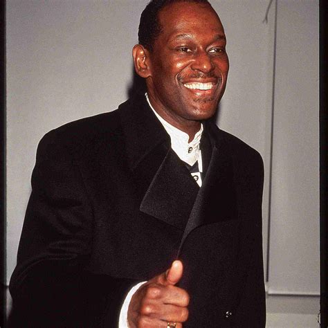 With full service locations, collision and glass repair, tire shops, and the luther advantage program, we support our customers on their road ahead. Luther Vandross' 20 Greatest Hits