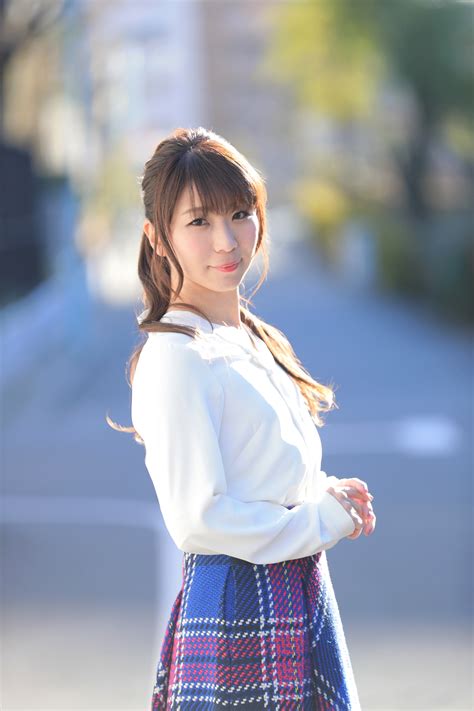 biography ayane official web site