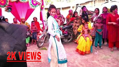 Biye Barir Nach Village Wedding Dance Village Girl Dance Akhi Music Video Youtube