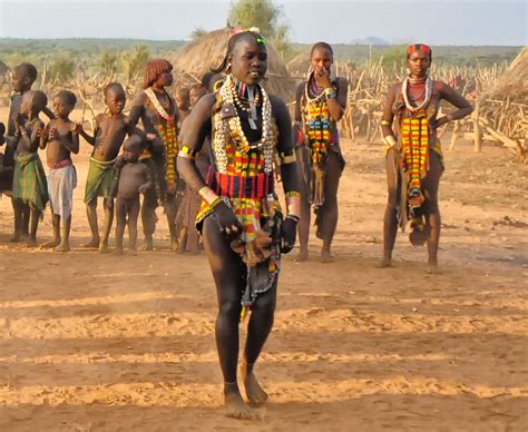 Pin Van Henk Op Afrikaanse Stammen Tribes Afrikaanse Stammen