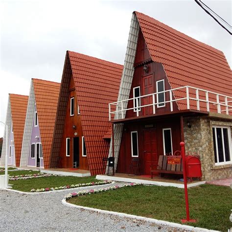 Guests can enjoy barbeque facilities during their stay. masbro village homestay - homestay tiga segi - iuzira