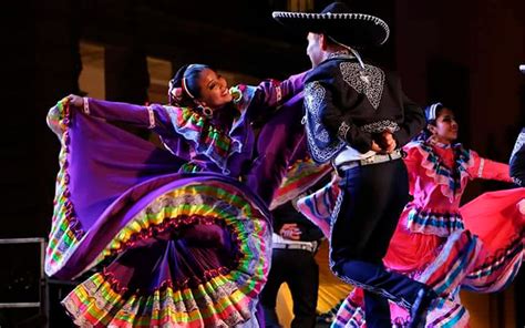 La Danza Folcl Rica Mexicana Hola Carolina
