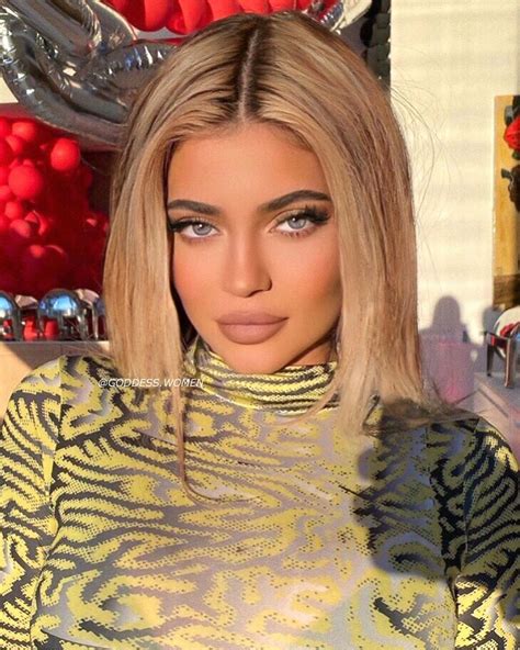 Kylie Jenner Beautiful Blonde Girl Bad Girl Aesthetic Kim