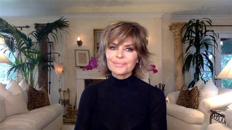 Lisa Rinna Says Shes Being ‘muzzled By ‘karens Who Want Her Fired