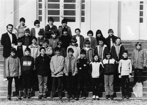 Photo De Classe 6eme De 1982 Collège Charles De Foucauld Copains Davant