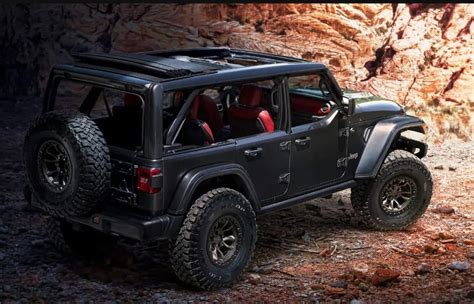 jeep debuts  incredible jeep rubicon  concept  hemi  power