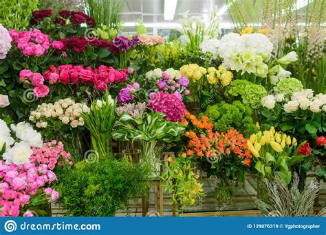 Many Flowers In Florist Shop Stock Image Image Of Date Bouquet