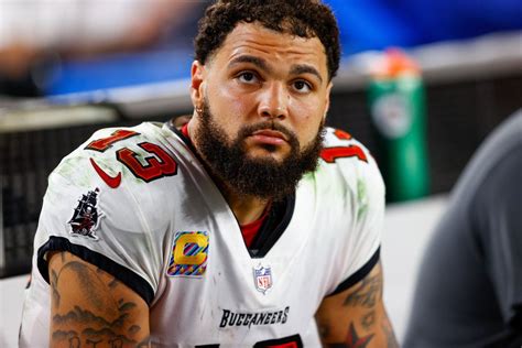 Mike Evans Fantasy Football Startsit Advice What To Do With Bucs Wr