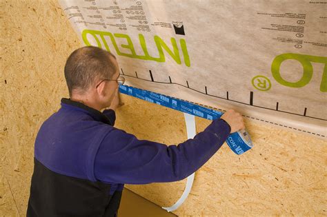 Per l'incollatura durevole e impermeabile all'aria delle sovrapposizioni di pellicole e membrane in tessuto (freni al vapore e. TESCON VANA - Vzduchotěsnost budov - systém pro clima®