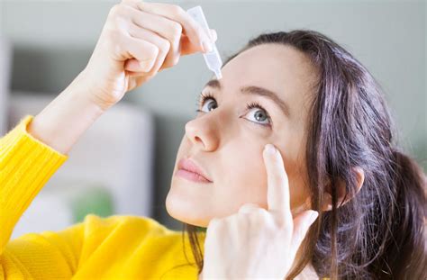 Do Contact Lenses Dry Your Eyes │ Cochrane