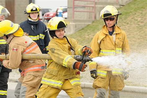 Photo Gallery Metro Vancouver Girls Learn The Life Of The Firefighter
