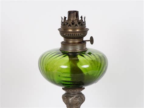 Pied de pied pliant inversé de 160 cm trépied hauteur réglable quatre w7w9. Lampe à Pétrole sur Pied en Etain | BellamysWorld