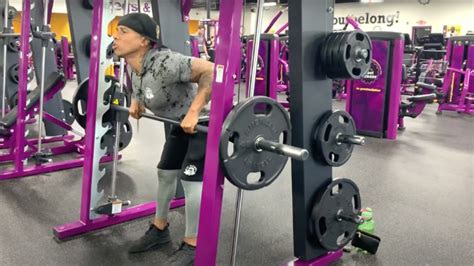 How To Do The Smith Machine Bent Over Row To Build A Bigger Stronger