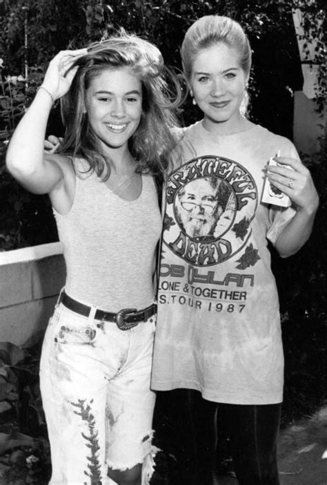 Alyssa Milano And Christina Applegate 1980s R Oldschoolcelebs