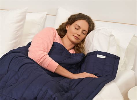 How to Choose a Weighted Blanket: 5 Questions to Ask | Casper Blog