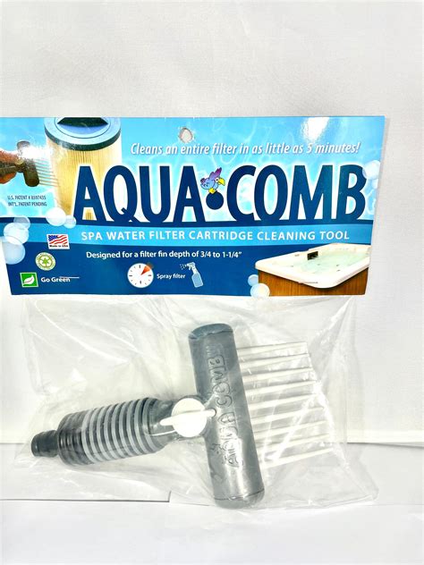 Aqua Comb An Aqua Comb Is A Flat Handheld Powerful Water Sprayer With A