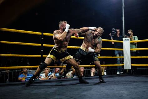 gruesome pictures highlight the brutal reality of bare knuckle boxing in the uk metro