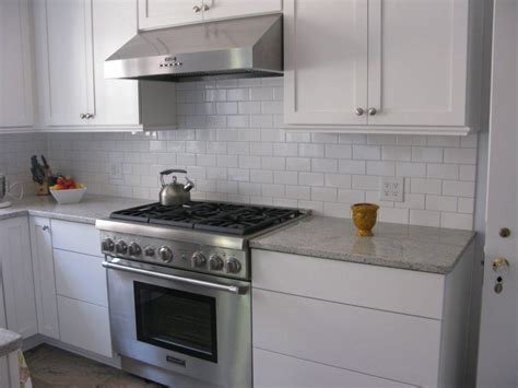 A marble backsplash may give everything that you want in the overall look of the kitchen. The Best Ideas for Houzz Kitchen Backsplashes - Home ...
