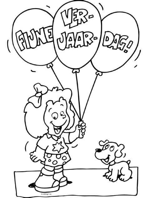 Bij een verjaardag horen slingers ballonnen taart met kaarsjes om uit te blazen en natuurlijk heel veel. Kleurplaat Fijne verjaardag - Kleurplaten.nl