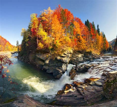 Autumn Island Stock Image Image Of Beauty Forest Autumn 66224879