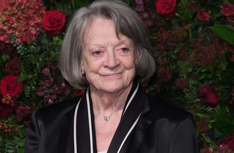 Maggie Smith Says She Didn T Find ‘harry Potter’ And ‘downton Abbey’ Roles Satisfying