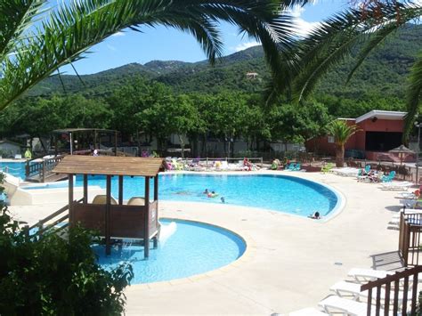 Camping sunissim la masia by locatour. Camping Sunissim Le Bois Fleuri - Argelès sur mer > 11 ...