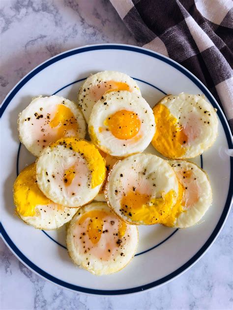 Bake them in small dishes then serve with a variety of toppings. Oven Baked Eggs - Perfect for Meal Prep