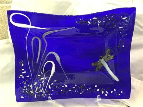 Work By Annie Dotzauer This Dragonfly On Dark Blue Glass Was A Total Experiment It Has Pulled