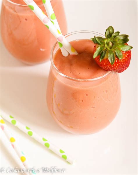 Strawberry Papaya Smoothie Cooking With A Wallflower