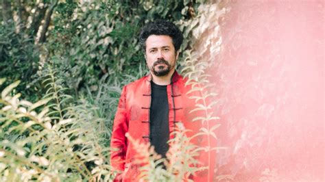 En mi matrimonio hay mucha libertad #demente: Pablo Ilabaca estrena videoclip de "Mi viejo" con Patricia ...
