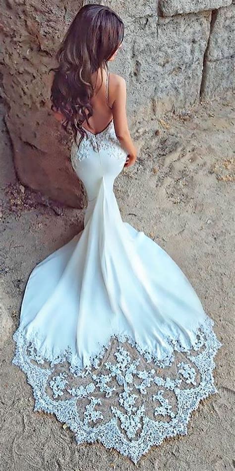 Mermaid Wedding Dresses Youll Admire 30 Styles Faqs Lace Beach
