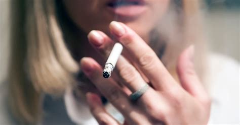 Who Dismisses Claims That Smoking Reduces Risk Of Covid And Urges