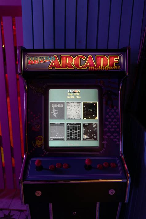 500 Arcade Pictures Hd Download Free Images On Unsplash