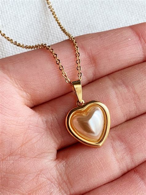 Pearl Heart Necklace Pearl Necklace Heart Necklace Gold Etsy