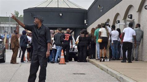 Fly High Tray Hundreds Of Mourners Remember Slain Morgan State