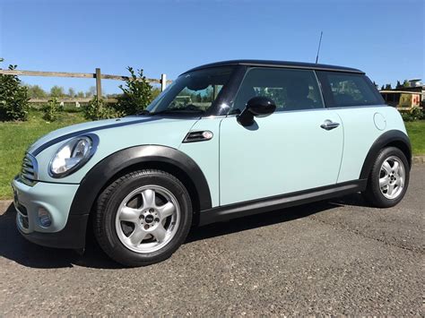 Mark And Karen Have Chosen This 2011 Mini Cooper 16 Ice Blue Pepper Pack