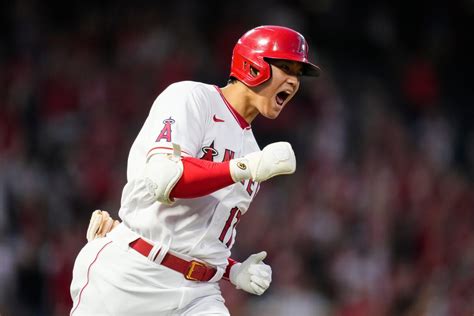 Angels Two Way Superstar Shohei Ohtani Wins Ap Male Athlete Of Year