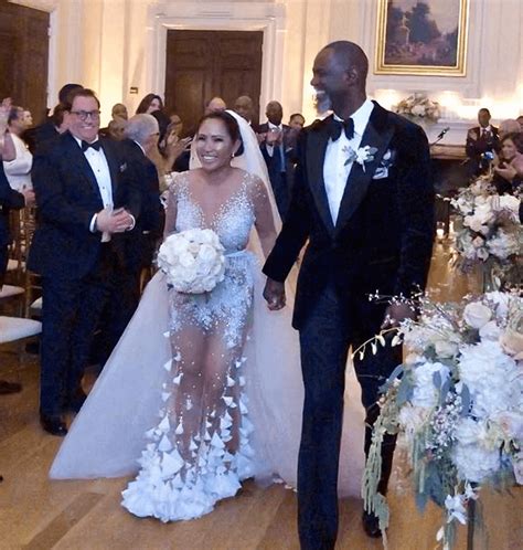 Photos Brian Mcknights Bride Wore The Most Risque Dress