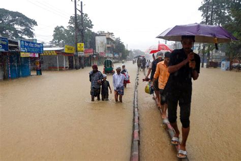 Floods In India And Bangladesh Leave 41 People Dead Millions Stranded The Independent