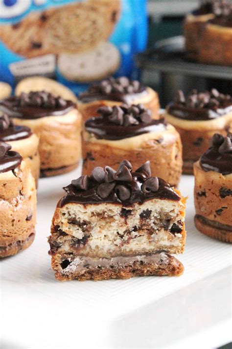 Mini Chocolate Chip Oreo Cheesecakes The Spiffy Cookie