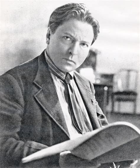 His house is restored to a museum. SECTIA IMPRUMUT CARTE PENTRU COPII: GEORGE ENESCU -61 DE ...