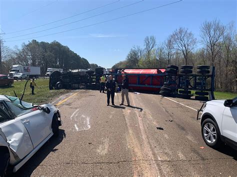 Accident Closes Southbound I 55 In Southaven Desoto County News