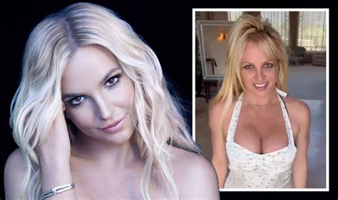 Britney Spears Bares All As She Poses Topless For Huge Announcement