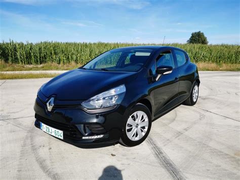 How to choose the best red lip with clio mad velvet tint. Tweedehands Renault Clio - Garage Geert Soenen - Westrozebeke