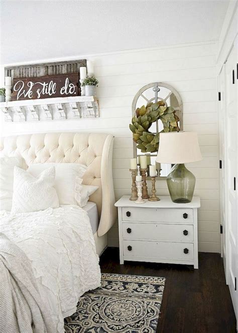 8 Stunning Magnolia Homes Bedroom Design Ideas For Comfortable Sleep