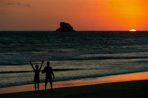 Naked Sunset A Nude Couple Celebrating The Sunset On Zipol Flickr